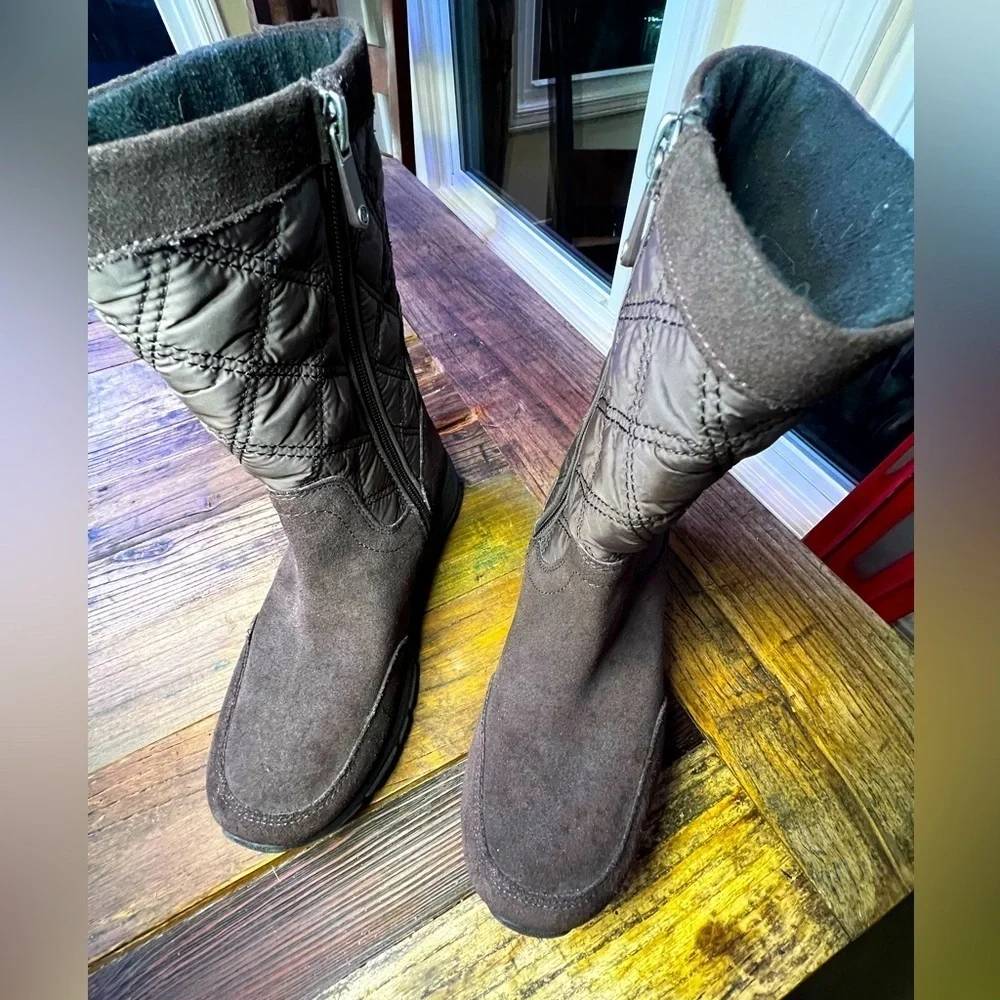 Lands End Women's Quilted Suede All weather Boots 
